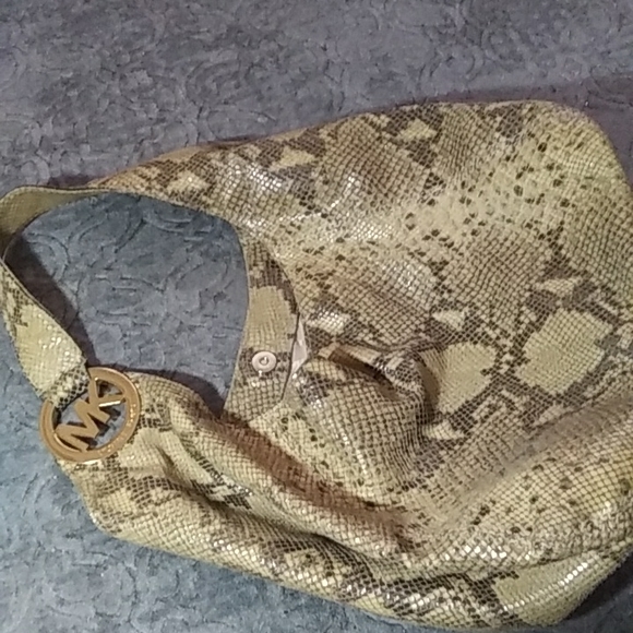 Michael Kors Python hobo - Picture 3 of 5